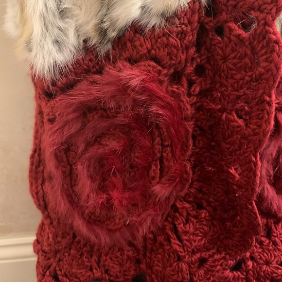Vintage Wool Red Vest w/Fur - Picture 3 of 4